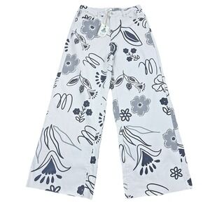 Easel Womens Floral Wide Leg Pants Size Medium White Black Boho Retro Artsy NWT
